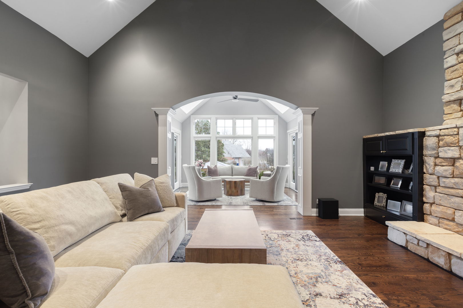 22 Aintree Road St. Charles, IL 60174 - Photo 13 of 45