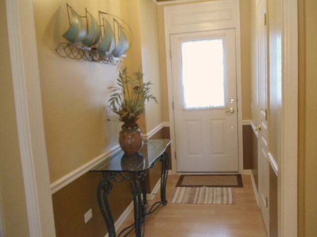 2455 Rolling Ridge Elgin, IL 60124 - Photo 3 of 25