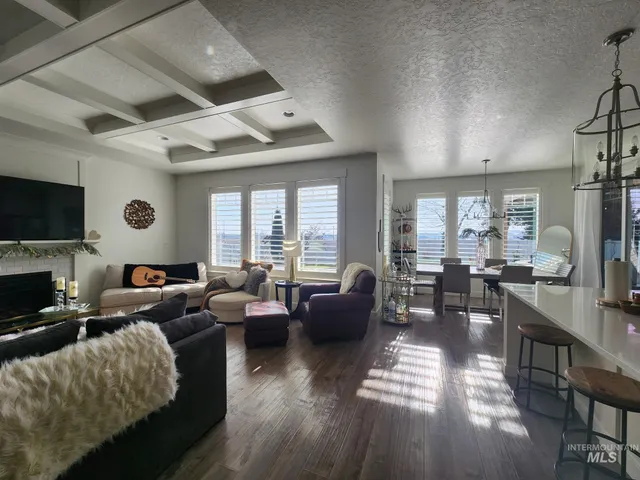 $615,000 | 319 Sunderland Street, Caldwell, ID 83605