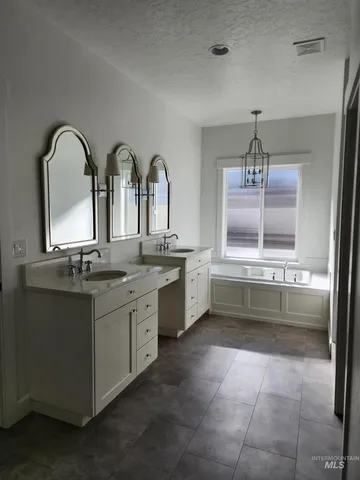 $615,000 | 319 Sunderland Street, Caldwell, ID 83605