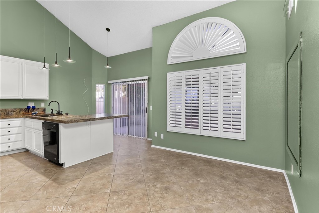 5891 Riviera Avenue Banning, CA 92220 - Photo 12 of 39