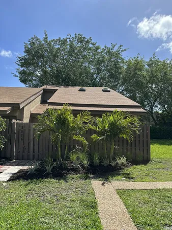 $2,800 | Undisclosed Address, Davie, FL 33324