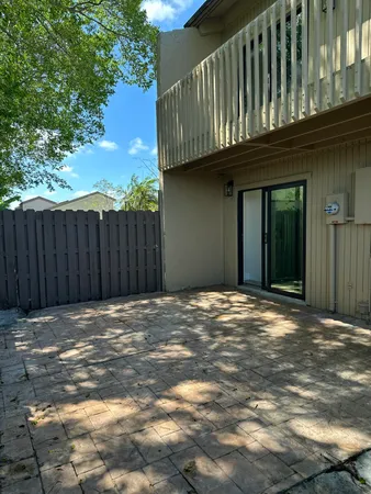 $2,800 | Undisclosed Address, Davie, FL 33324