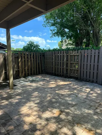 $2,800 | Undisclosed Address, Davie, FL 33324