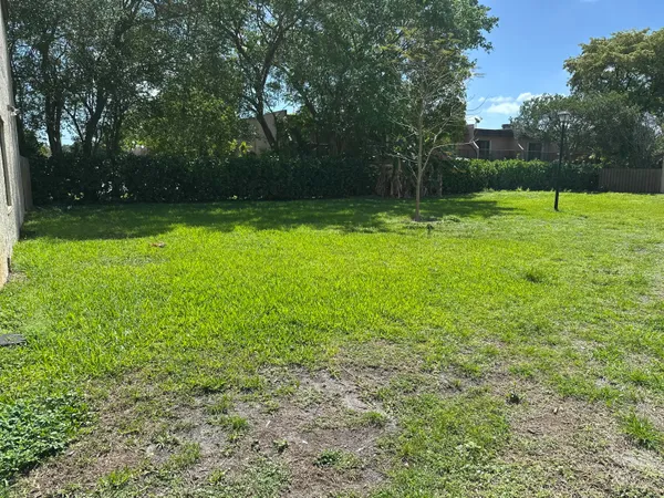 $2,800 | Undisclosed Address, Davie, FL 33324