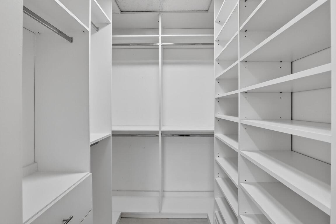 373 Northwest 94th Terrace Plantation, FL 33324 - Photo 6 of 10 a view of an empty walk in closet