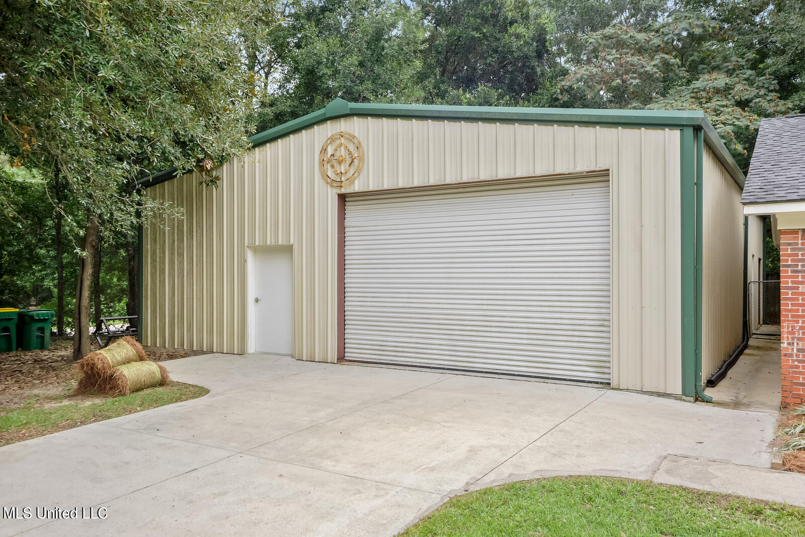 9232 Ridgeview Drive Ocean Springs, MS 39564 - Photo 8 of 20 5B50604A-334F-432F-9A9C-A0F1A169CBBE