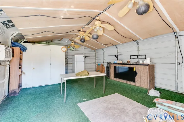 a view of a bunch of trees and bushes