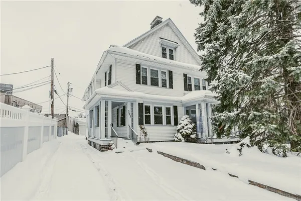 $2,500 | 297-303 Dartmouth Street, Rochester, NY 14607