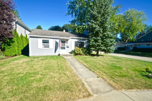 1106 North Main Street Naperville, IL 60563 - Photo 1 of 12