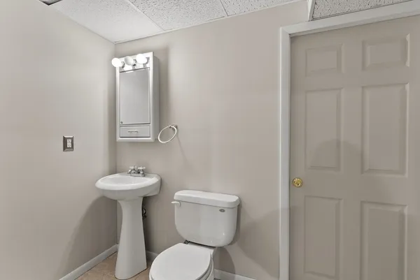 $122,500 | 5911 36th Ave Court, Unit 16, Moline, IL 61265