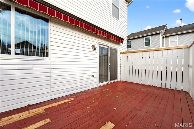 $299,900 | 5782 Kingsbury Place, St. Louis, MO 63112