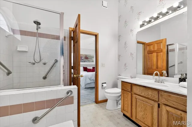 $299,900 | 5782 Kingsbury Place, St. Louis, MO 63112