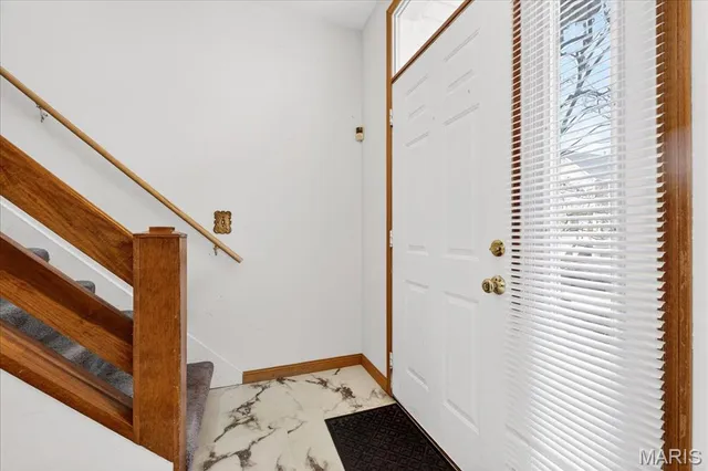 $299,900 | 5782 Kingsbury Place, St. Louis, MO 63112