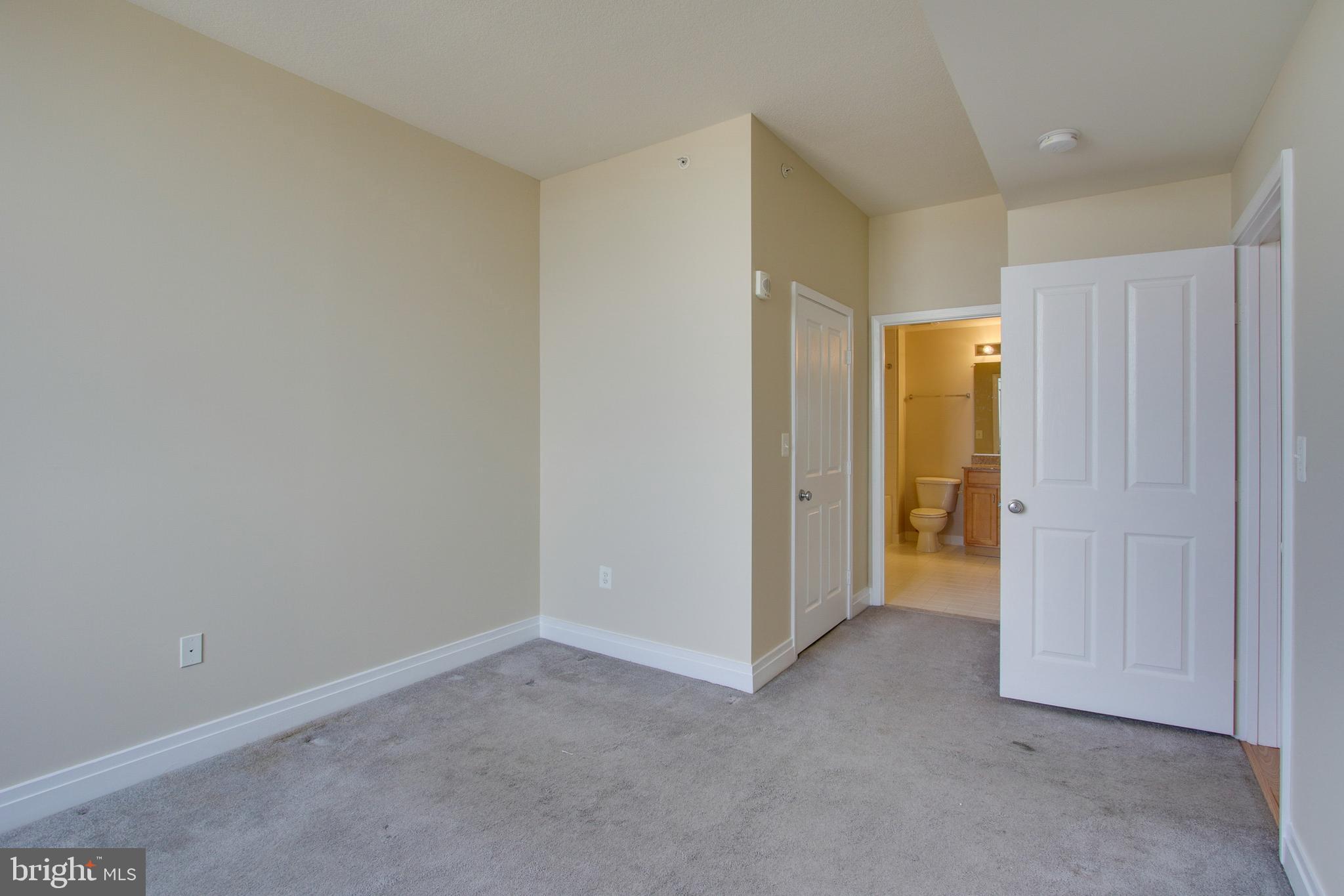 414 Water Street, Unit 2907 Baltimore, MD 21202 - Photo 12 of 18