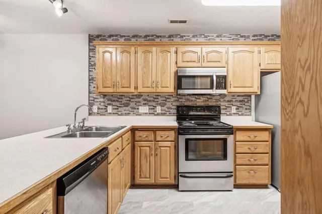 $263,000 | 1012 18th Avenue Southeast, Forest Lake, MN 55025