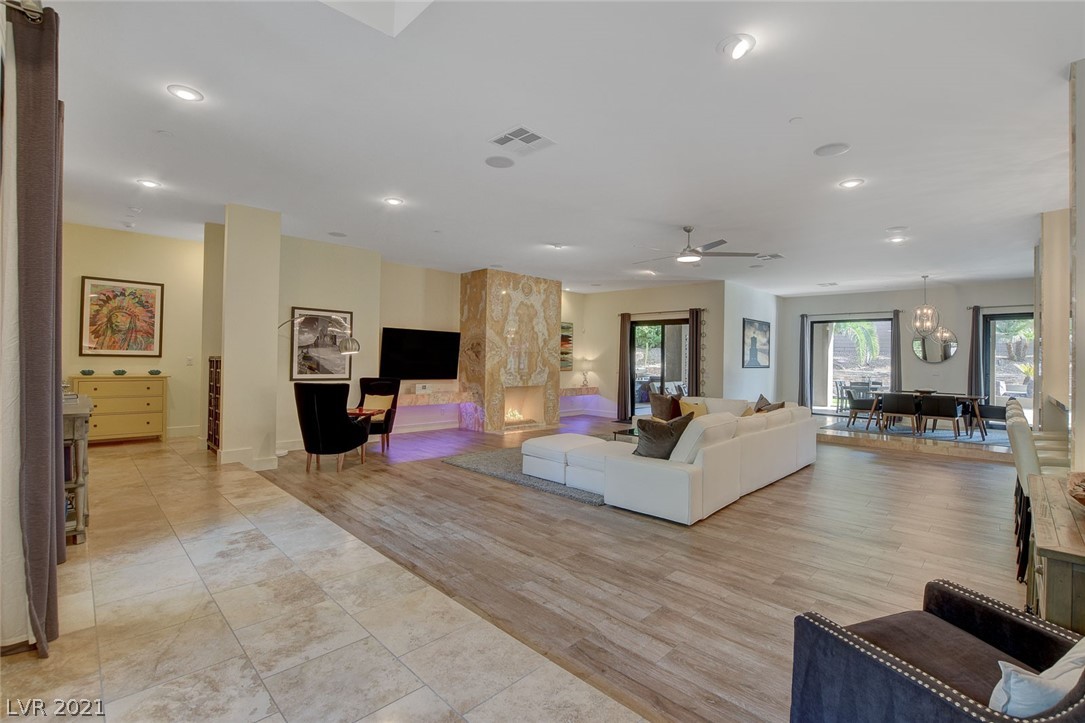 55 Quail Run Road Henderson, NV 89014 - Photo 3 of 50 Gallery Image 3