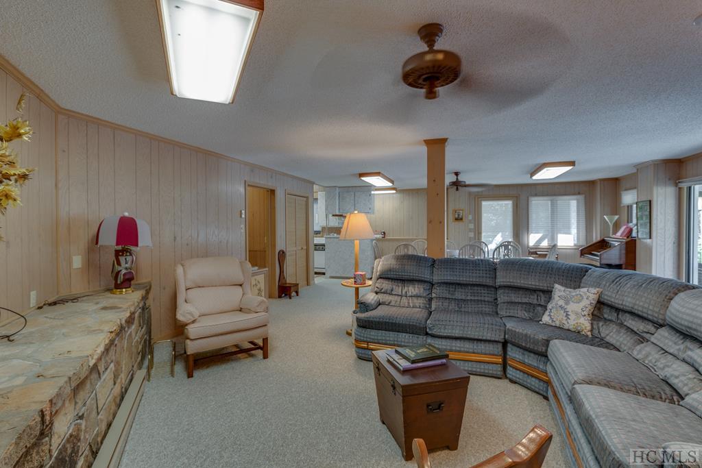 94 Cobb Road Highlands, NC 28741 - Photo 35 of 39 Gallery Image 35