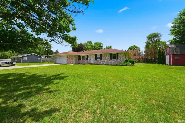 $295,000 | 23452 Old Highway 20, Elkhart, IN 46516