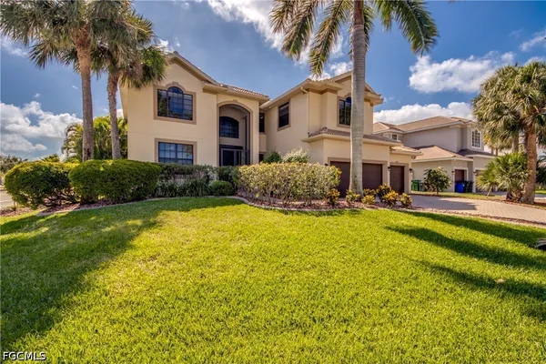 $1,225,000 | 5601 Del Rio Court, Cape Coral, FL 33904