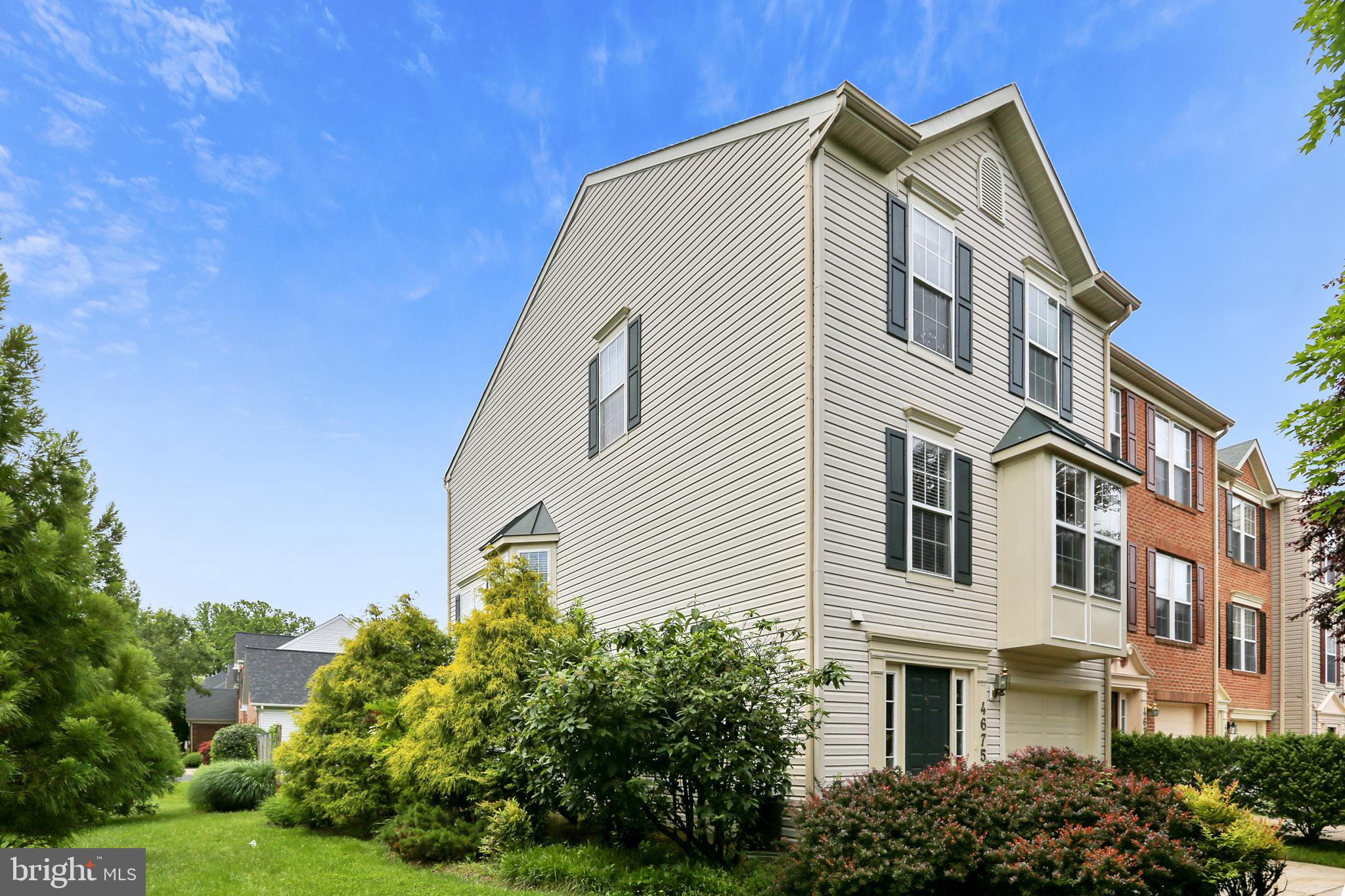 4675 Weston Place Olney, MD 20832 - Photo 2 of 37