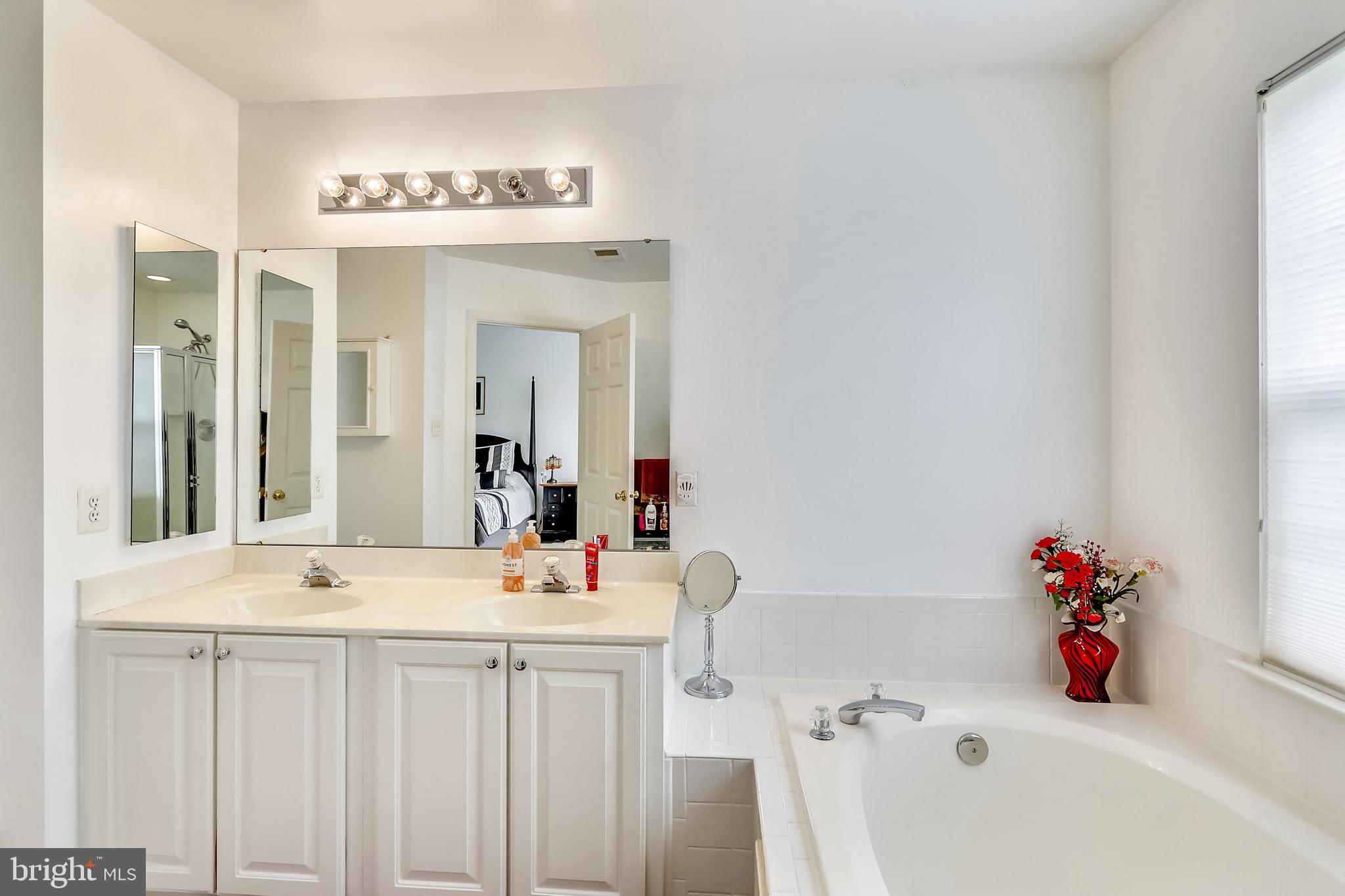 4675 Weston Place Olney, MD 20832 - Photo 26 of 37