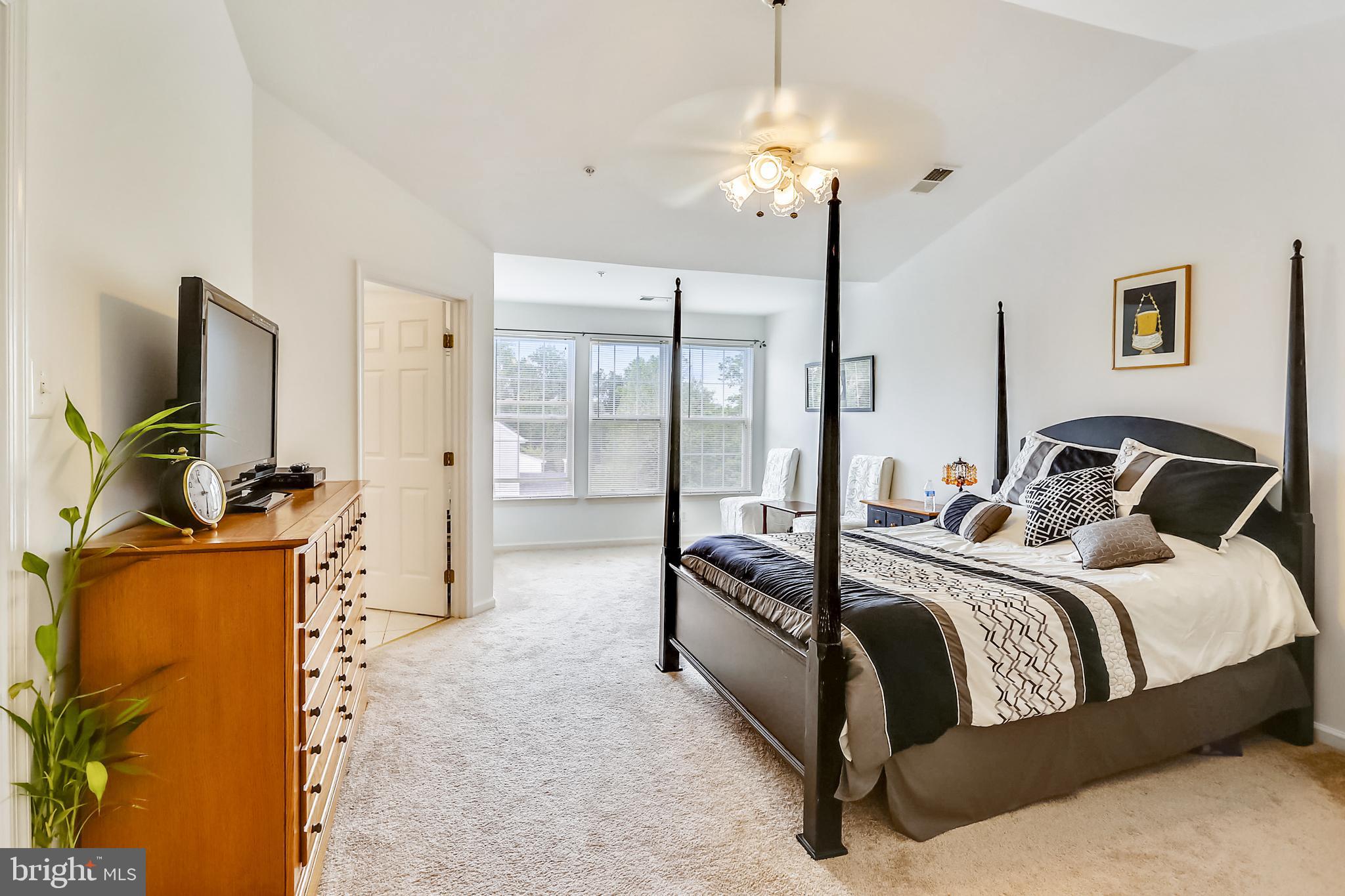 4675 Weston Place Olney, MD 20832 - Photo 28 of 37