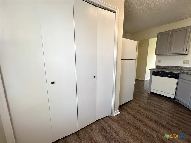 $1,200 | 2211 Barry Drive, Killeen, TX 76543