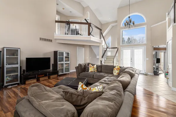 $525,000 | 28909 Hidden Trail, Farmington Hills, MI 48331