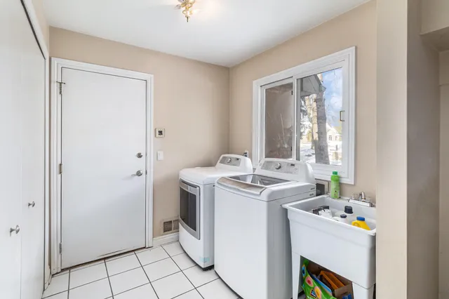 $525,000 | 28909 Hidden Trail, Farmington Hills, MI 48331