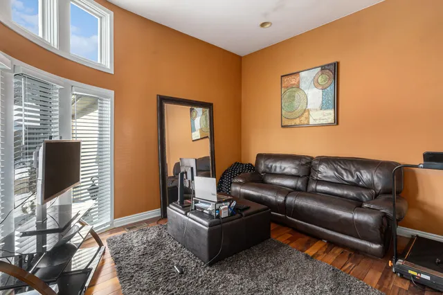 $525,000 | 28909 Hidden Trail, Farmington Hills, MI 48331