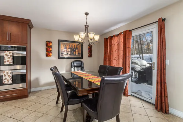 $525,000 | 28909 Hidden Trail, Farmington Hills, MI 48331