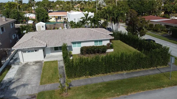 $4,200 | 1403 Adams Street, Unit 1403, Hollywood, FL 33020