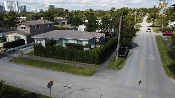 $4,200 | 1403 Adams Street, Unit 1403, Hollywood, FL 33020