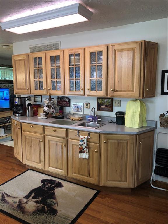 211 Owners Drive Springfield, OH 45502 - Photo 4 of 44