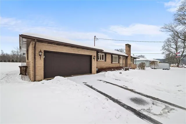 $330,000 | 894 Highway 356, Leechburg, PA 15656