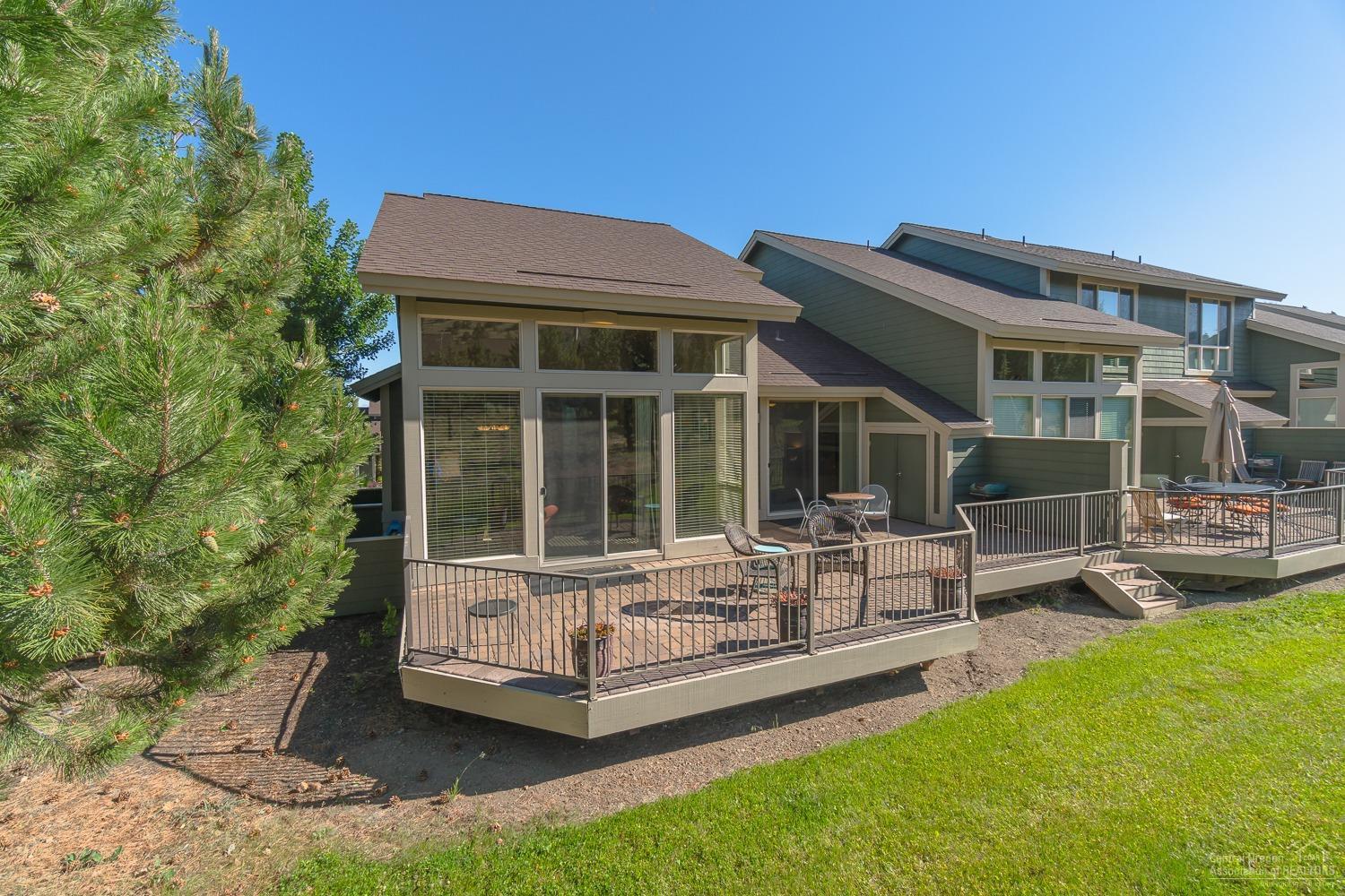 11084 Village Loop Redmond, OR 97756 - Photo 2 of 25 Gallery Image 2
