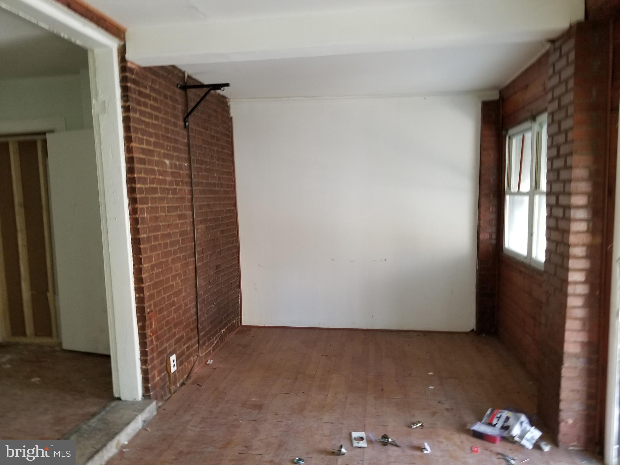 5507 York Road Baltimore, MD 21212 - Photo 7 of 18