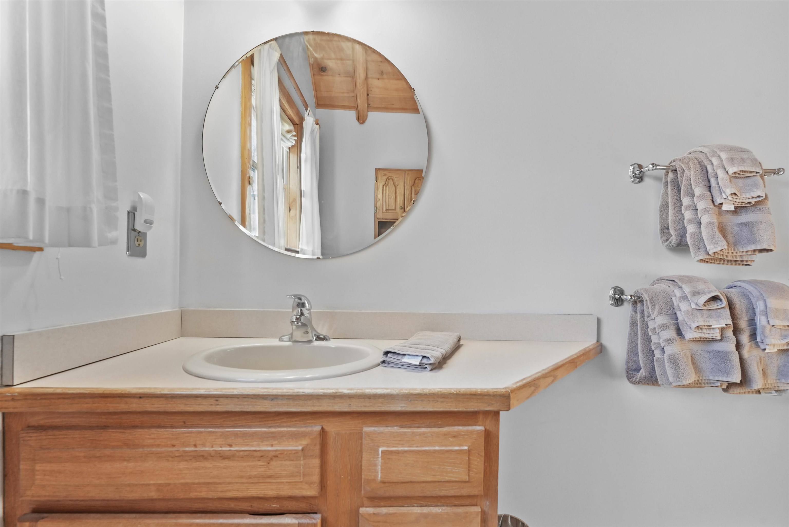 1054 Edenhill Road Beulah, MI 49617 - Photo 27 of 54