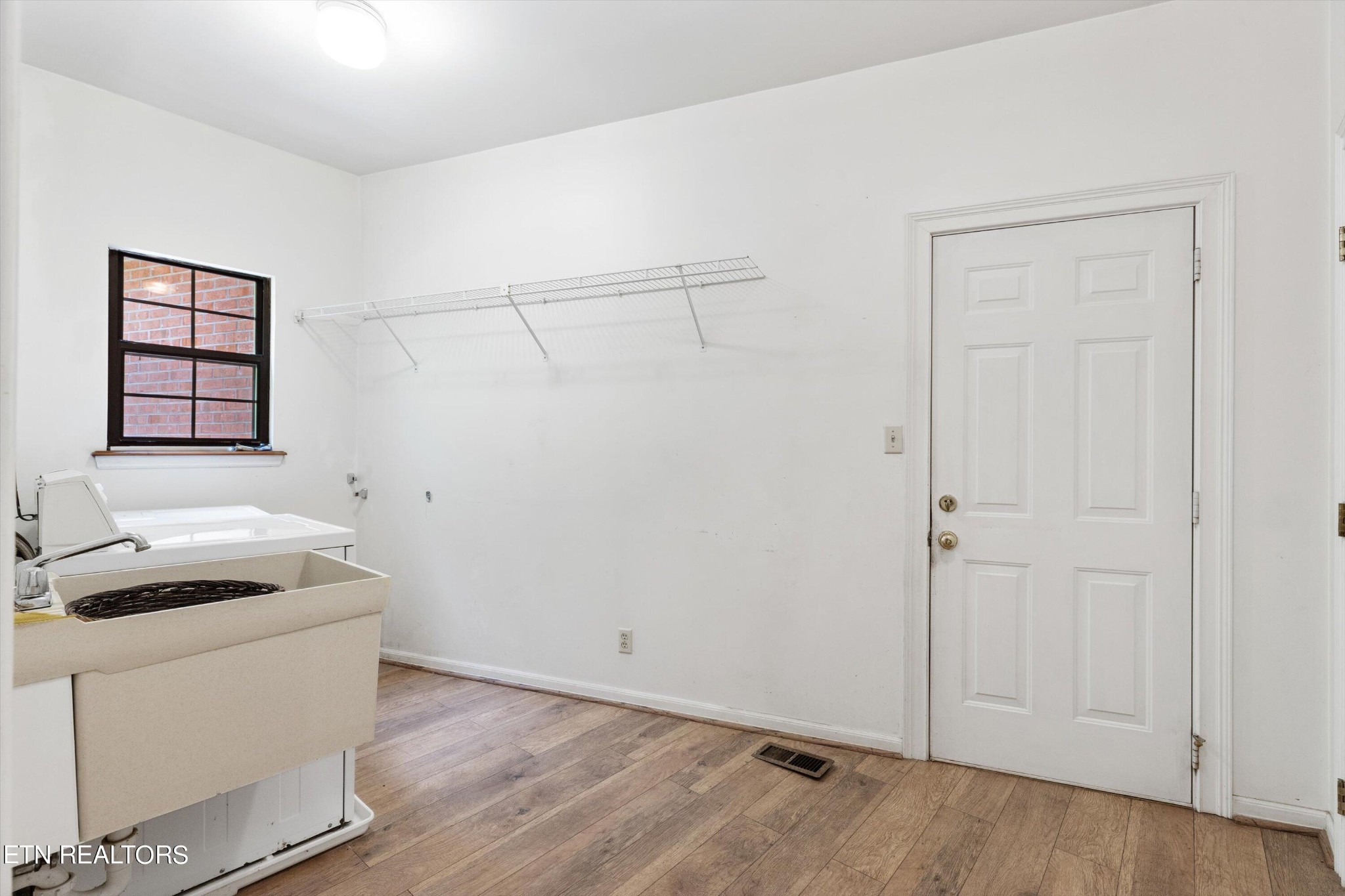 201 South Hobbs Road Knoxville, TN 37934 - Photo 11 of 59 Gallery Image 11