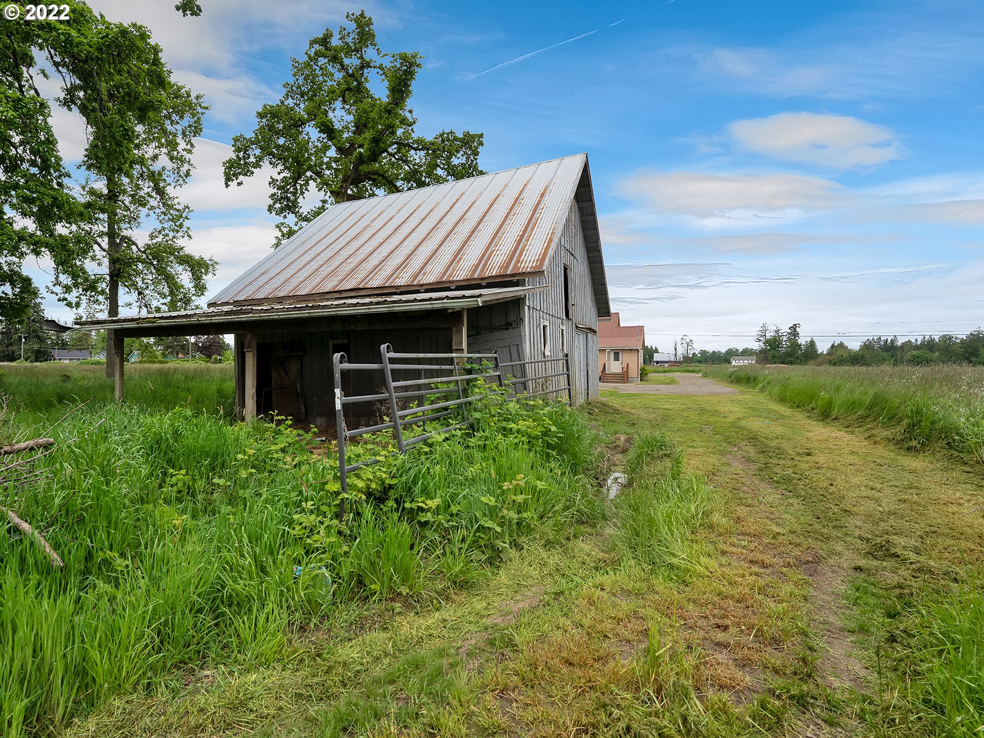 22430 Northeast Boones Ferry Road Aurora, OR 97002 - Photo 25 of 32 Gallery Image 25