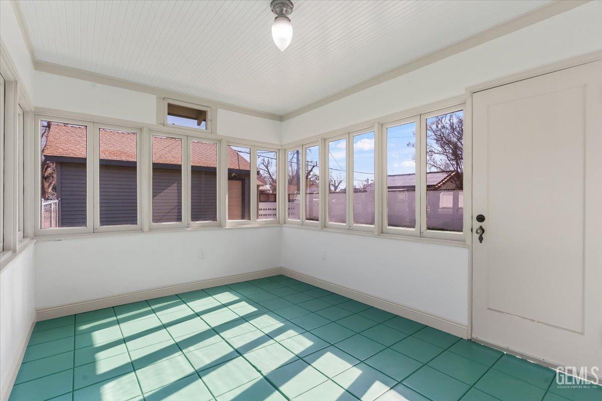 Undisclosed Address Bakersfield, CA 93305 - Photo 36 of 49 a view of an empty room with a window