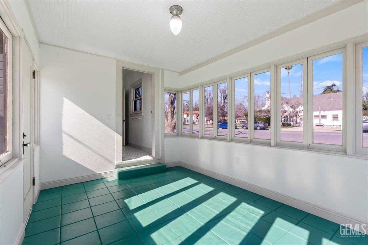 Undisclosed Address Bakersfield, CA 93305 - Photo 37 of 49 a view of an entryway with dining area