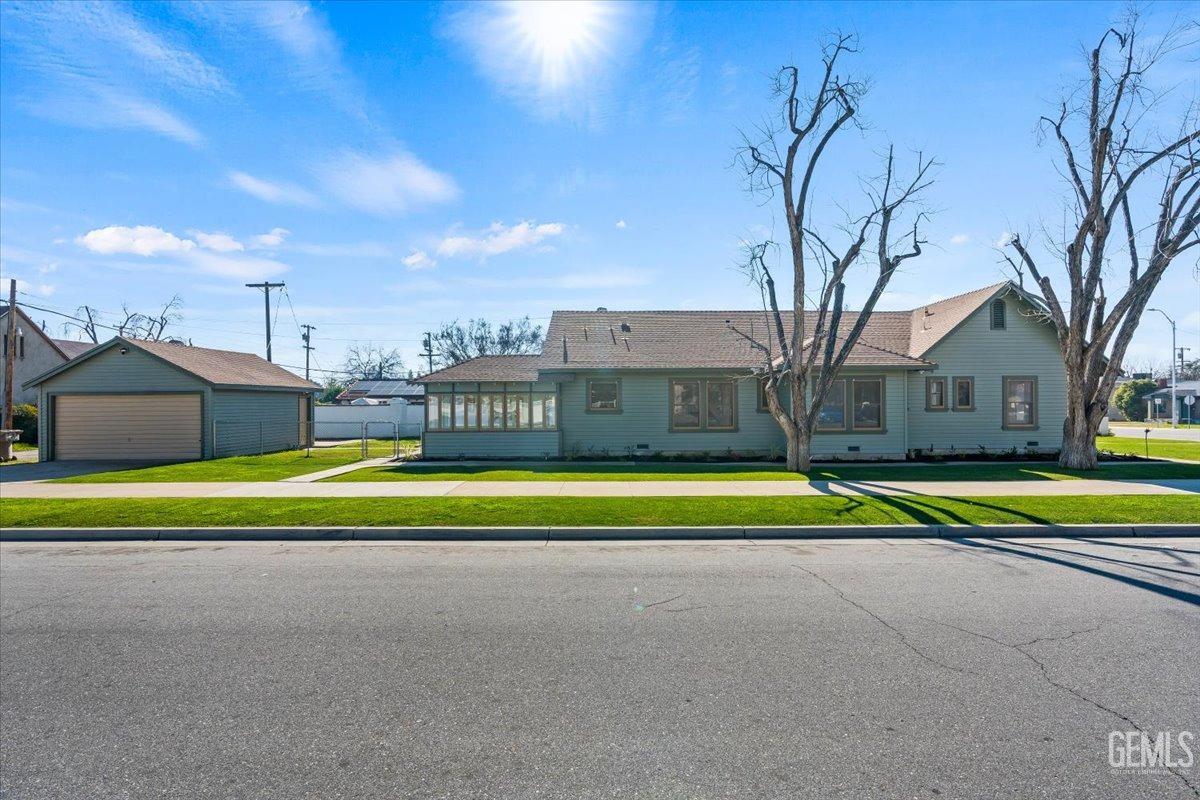 Undisclosed Address Bakersfield, CA 93305 - Photo 8 of 49 a view of pool and outdoor area