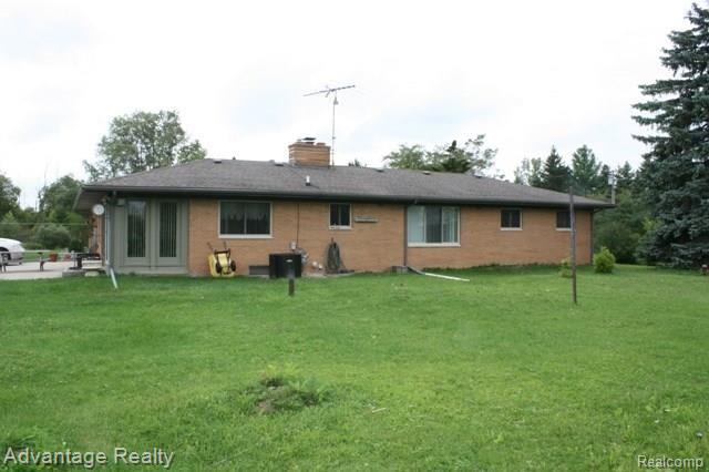 57350 Hayes Road Ray, MI 48096 - Photo 24 of 26 Rear of Home