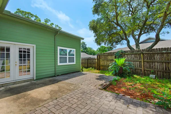 $1,625 | 62 4th Avenue, Unit 5, Shalimar, FL 32579