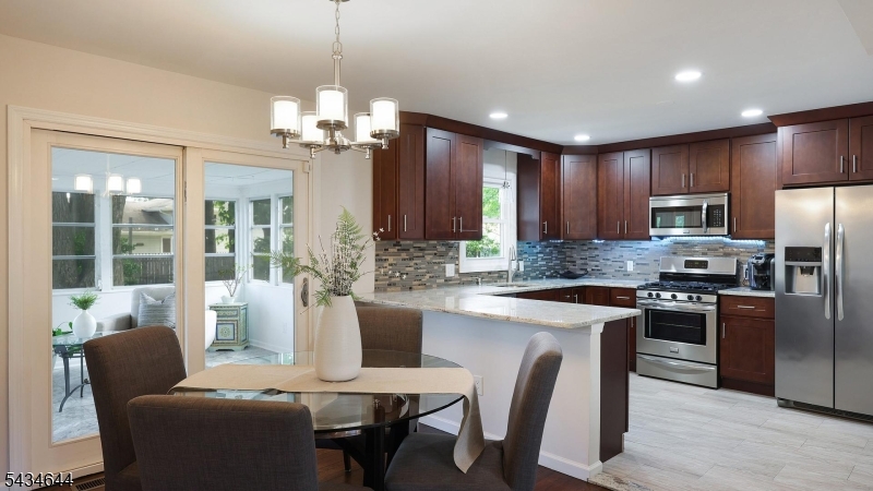 405 Martin Road Union, NJ 07083 - Photo 12 of 41