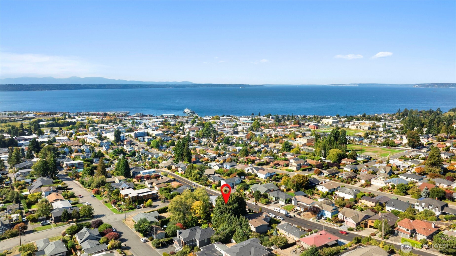 816 Walnut Street Edmonds, WA 98020 - Photo 31 of 32 an aerial view of residential building and ocean