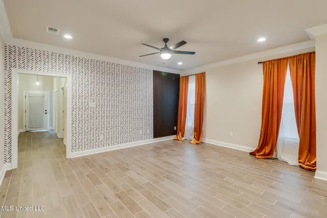 $2,575 | 856 Leeward Drive, Biloxi, MS 39532