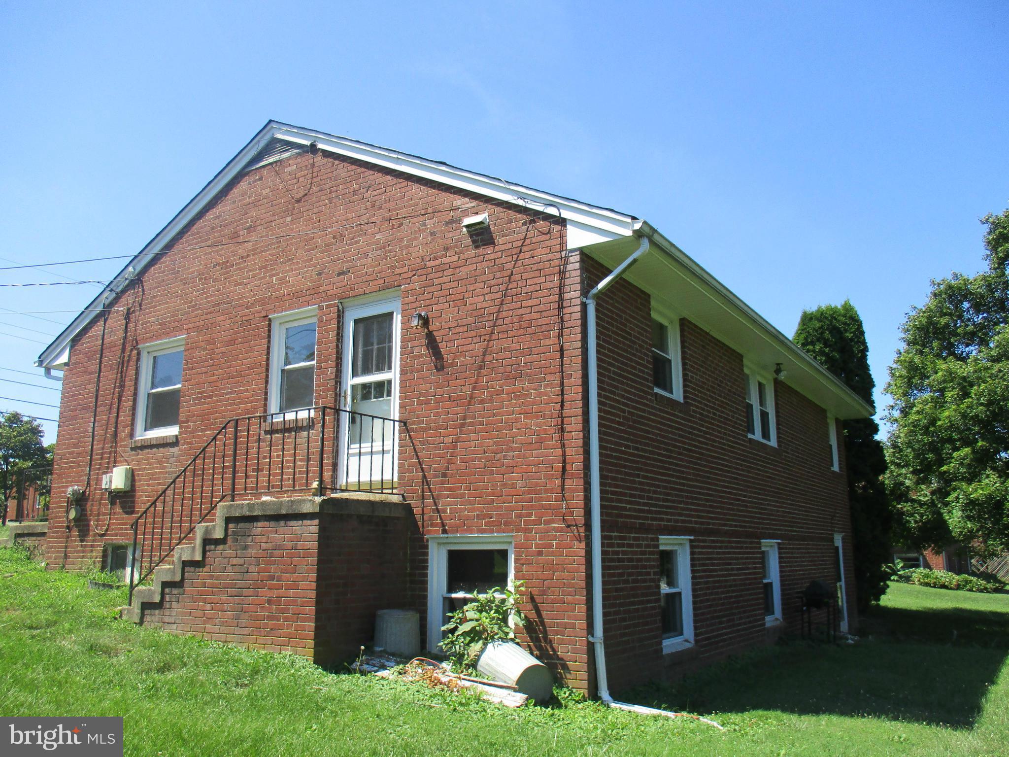 9133 Gue Road Damascus, MD 20872 - Photo 5 of 19 Exterior (General)